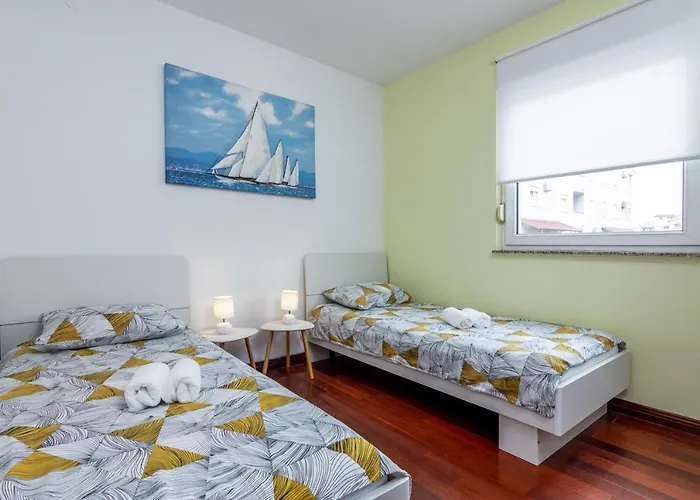 Διαμέρισμα With A Parking Space - 19628