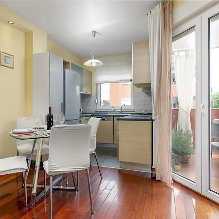 With A Parking Space - 19628 Pola